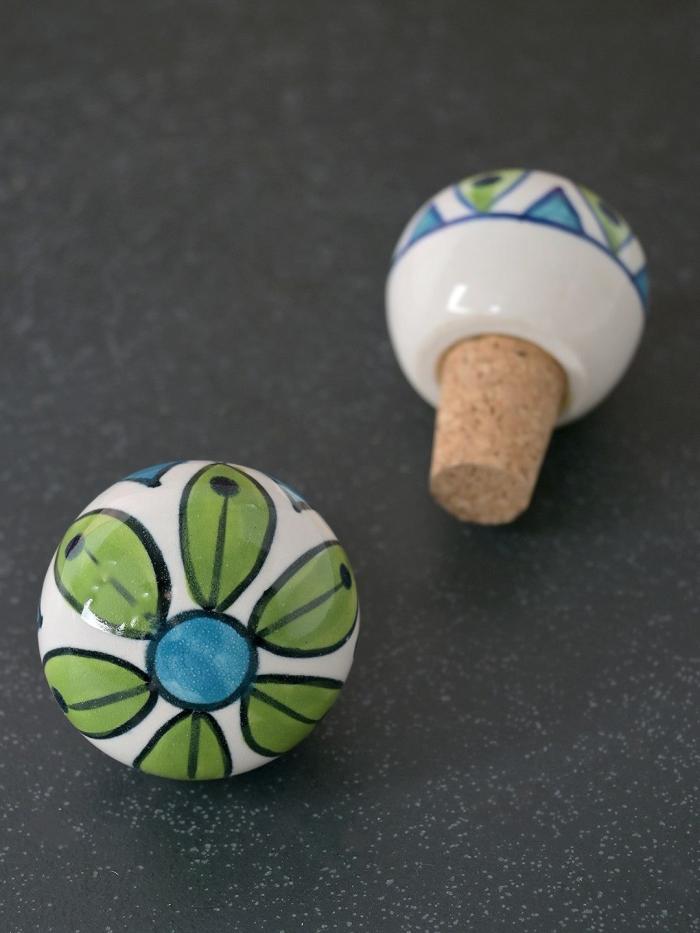 Wine Bottle Stoppers | Green Flower On Round White Ceramic Wine Bottle Stopper (Sold In Set of 2) Cabinet Knobs Wine Bottle Stoppers